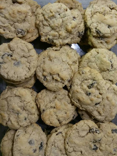 A picture of Oatmeal cookies.