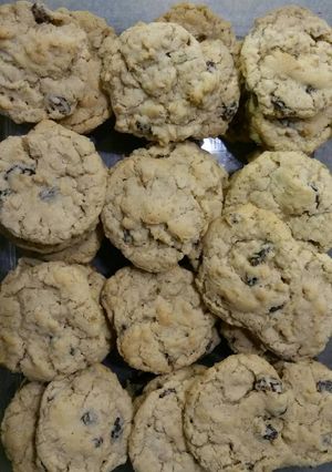 A picture of Oatmeal cookies.