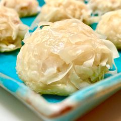 A picture of Seafood & Tofu Shumai Steamed Dumplings.