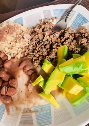 Una foto de Bandeja paisa 🤤😋