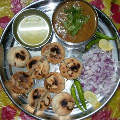 A picture of Rajasthani Dal Bati.