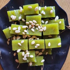 A picture of Perad (Guava cheese).