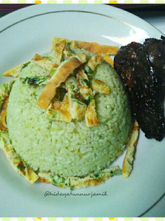 Foto resep Nasi Uduk Hijau Ricecooker
