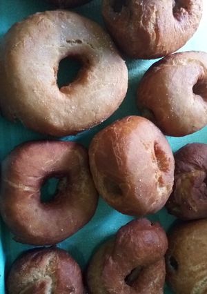 A picture of Honey Doughnuts #teamabuja.