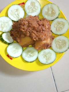 A picture of Porridge Beans and yam.