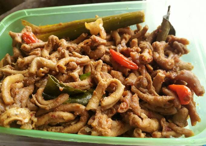 Resep Tumis usus ayam bumbu rujak yang Enak Banget