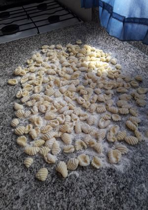 Una foto de Ñoquis de papa bien caseritos y livianos