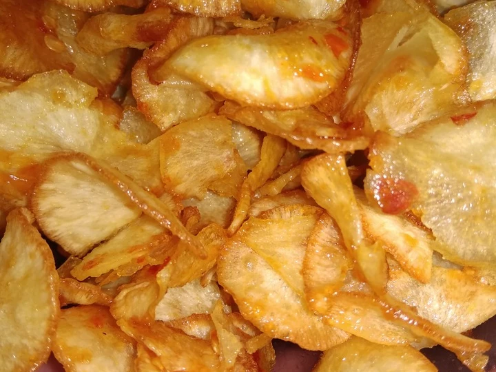 Cara Mudah Membuat Resep Keripik singkong pedas yang Uenak Anti Ribet, Uenak Banget