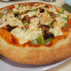 A picture of Shaami Pizza.
