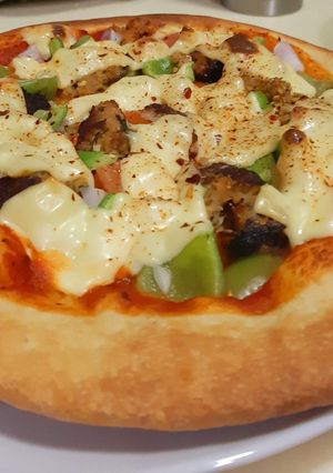 A picture of Shaami Pizza.