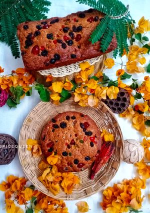A picture of Christmas Fruit Cake.