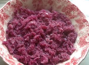 Una foto de Col morada estofada (repollo, lombarda)
