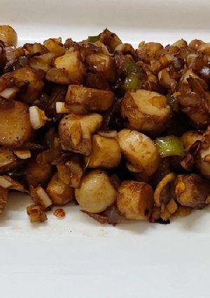 गार्लिक मशरूम (खुंभी) (garlic mushroom reicpe in Hindi) रेसिपी मुख्य फोटो