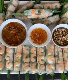 gỏi cuốn tôm thịt