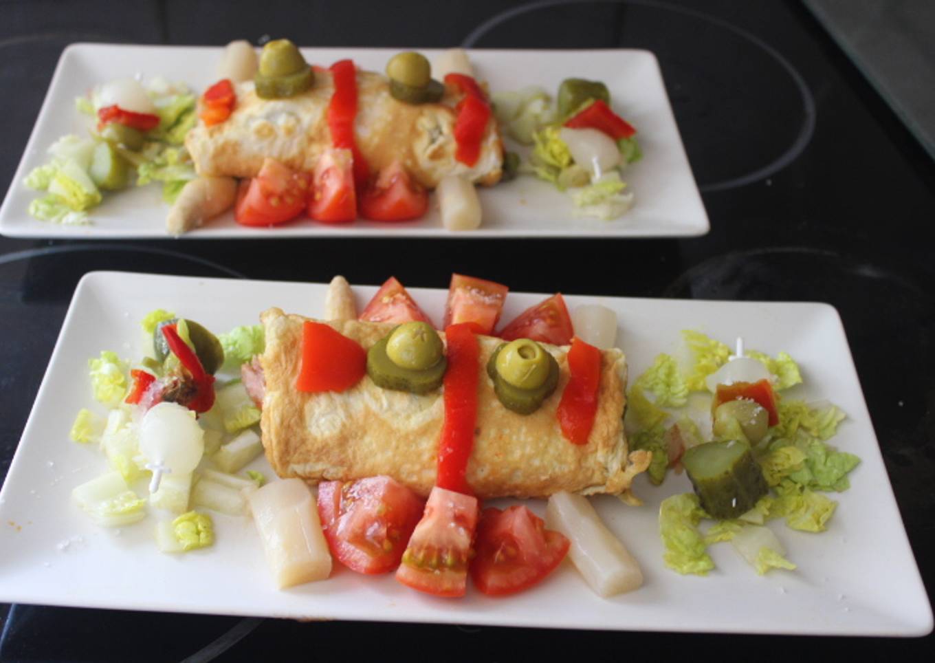 Enrollado de tortilla con menestra