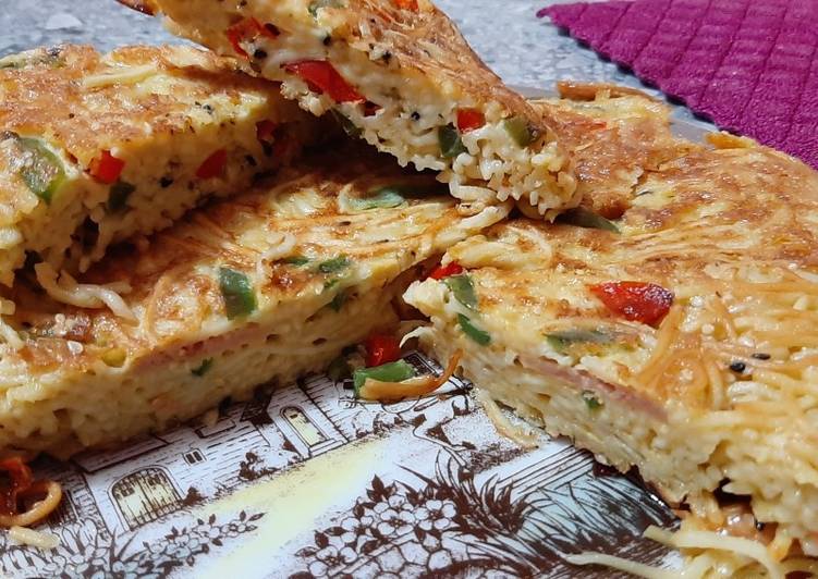 Bagaimana Membuat Pizza Mie Wijen yang Enak