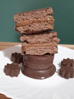 Una foto de Alfajores marplatenses