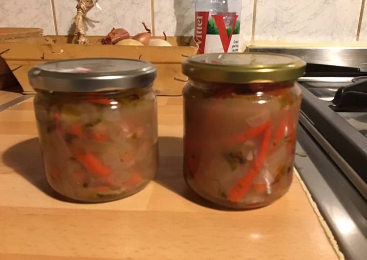 A révélé le secret de la recette Piments rouges thaïlandais en conserve à la maison