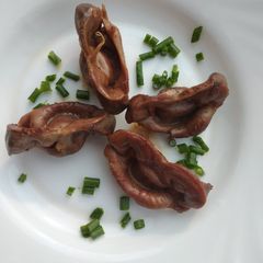 A picture of Shallow fried gizzard.