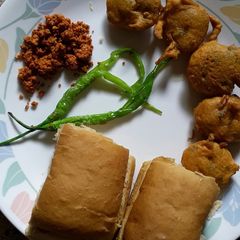 Batata Wada A picture of Batata Wada.