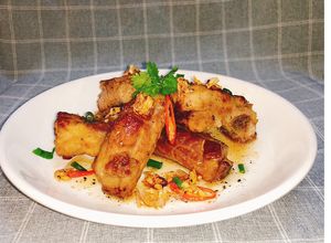 Hình của món Sườn rim mắm tỏi 🌶✨.