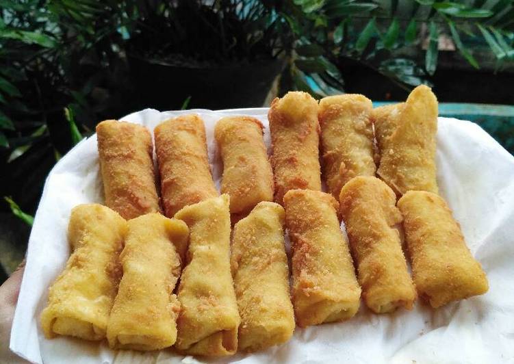 Risoles isi sayur-sosis