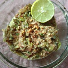 A picture of Capsicum_tomato chutney.