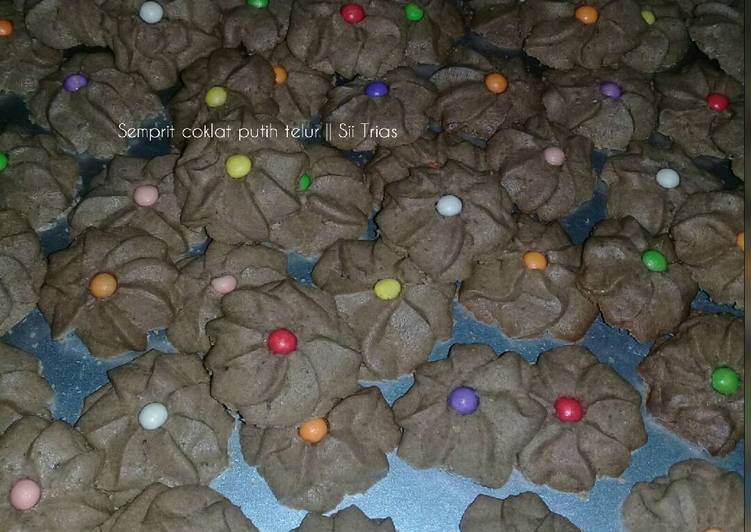 Resep Semprit coklat pakai putih telur no mixer🤗, Lezat Sekali