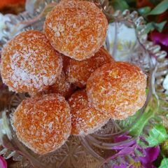 Papaya Laddoos A picture of Papaya Laddoos.
