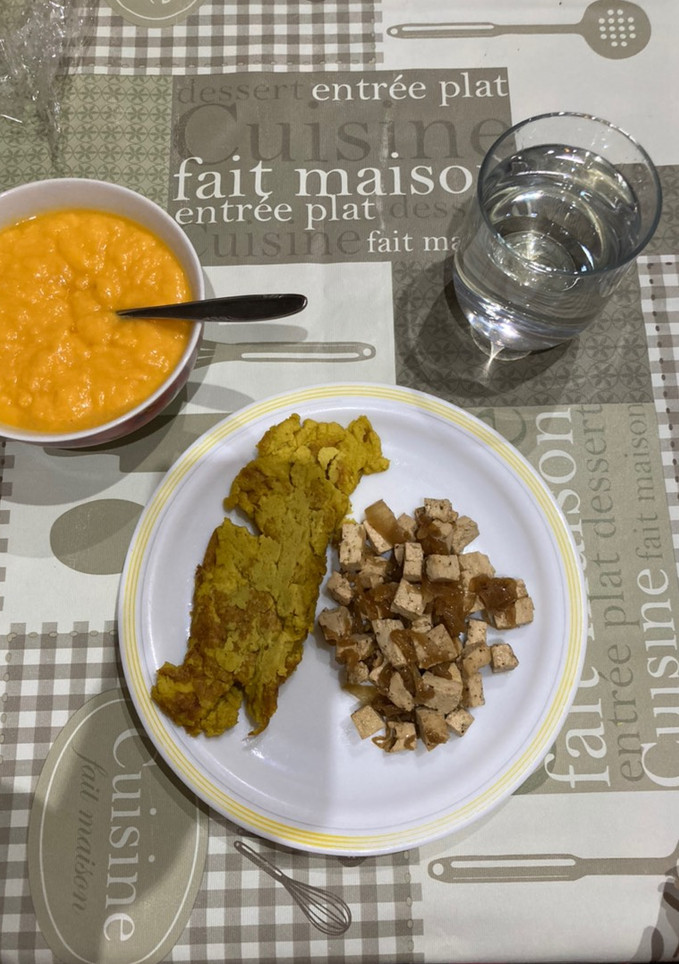 Una foto de Vegano: Tofu encebollado 💚