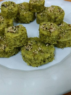 A picture of Methi bhaji muthiya.