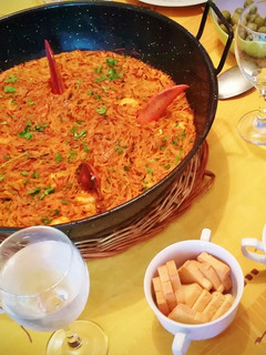 Una foto de Rossejat de fideos con bogavante