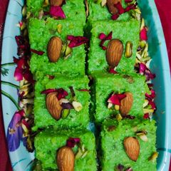 A picture of Bottlegourd burfi.