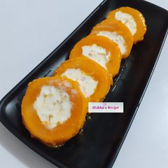 A picture of Stuffed mango icecream.