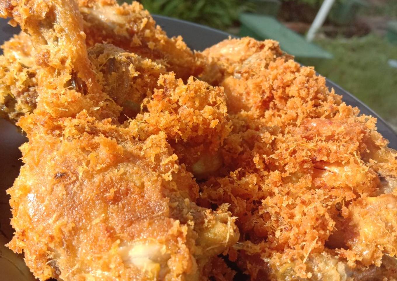 Ayam goreng lengkuas
