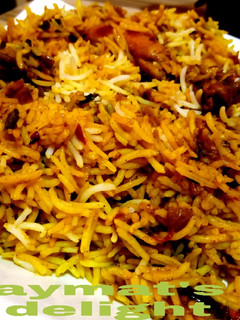 A picture of Chicken biryani.
