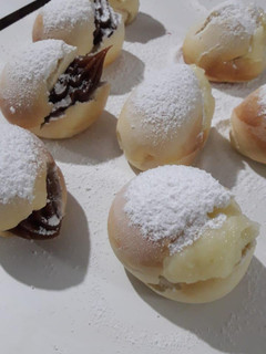 Una foto de Pan de leche y Miguelitos
