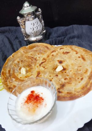 মশলা লাচ্ছা পরোটা সাথে রায়তা (mashla lacchha paratha raita recipe in Bengali) রেসিপির প্রধান ছবি