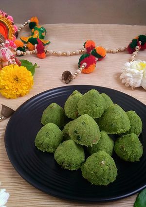 A picture of Paan Modak.