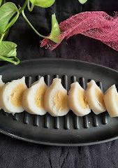 A picture of Rice flour pitha.