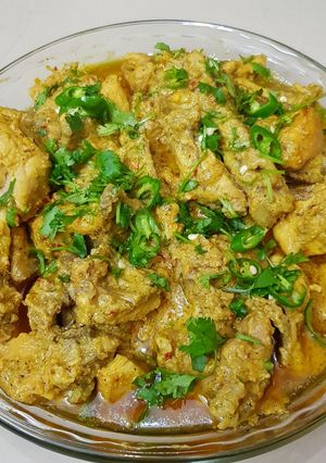 A picture of Dahi wala chicken.
