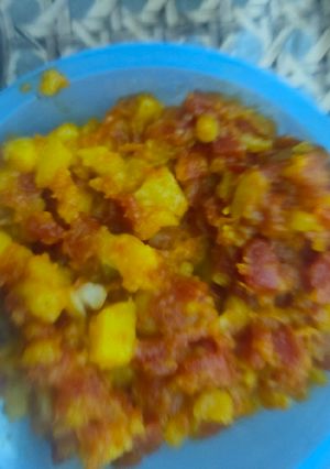 गाजर आलू की सब्ज़ी (gajar aloo ki sabzi recipe in Hindi) रेसिपी मुख्य फोटो