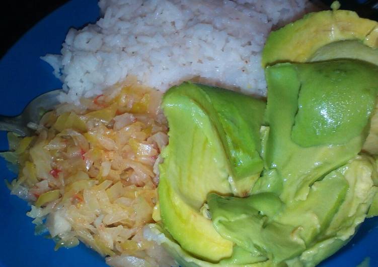 Easiest Way to Prepare Super Quick Homemade Plain rice and cabbage