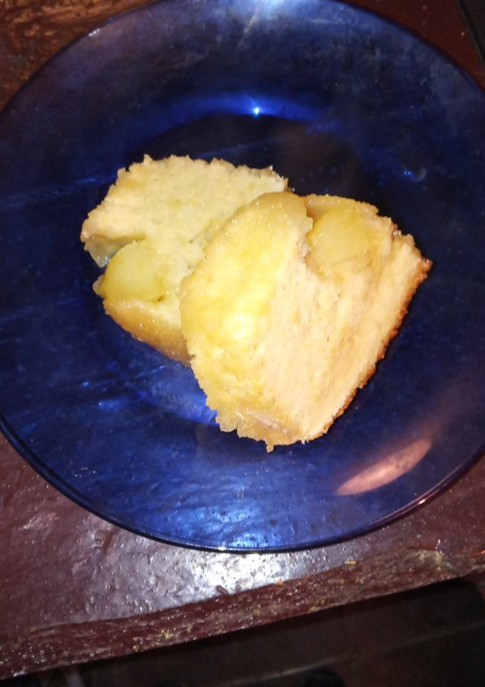 Una foto de Torta invertida de manzana