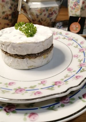 Une photo de 🎀Camembert Farçi Crème de Champignons et Truffes blanches