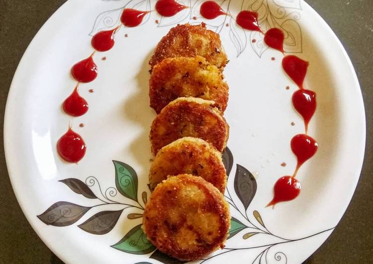 Simple Way to Prepare Favorite Aaloo Tikki/Potato Nuggets