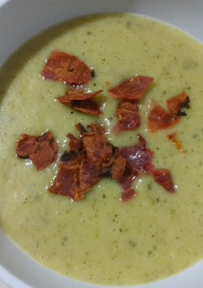 Una foto de Crema de calabacín