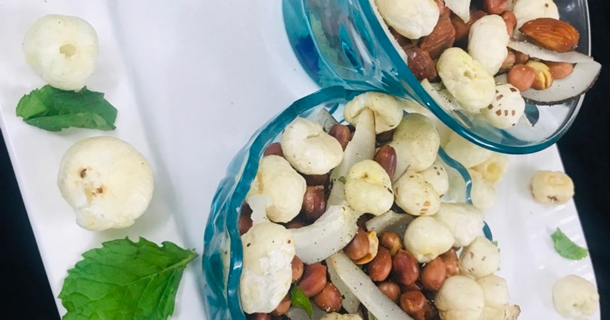 Makana And Nuts Mixture Recipe by Ritu Pahwa - Cookpad