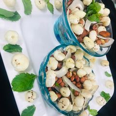 A picture of Makana and nuts mixture.