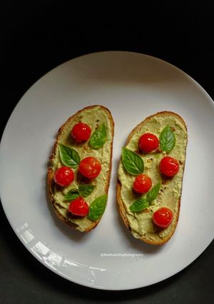 A picture of Avocado Cream Cheese Tomato Toastie.